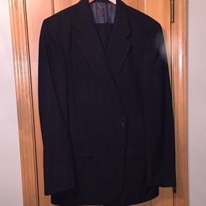 Burberry Men’s Suit XL